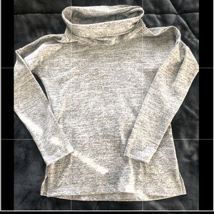 90 degrees long sleeve athletic too